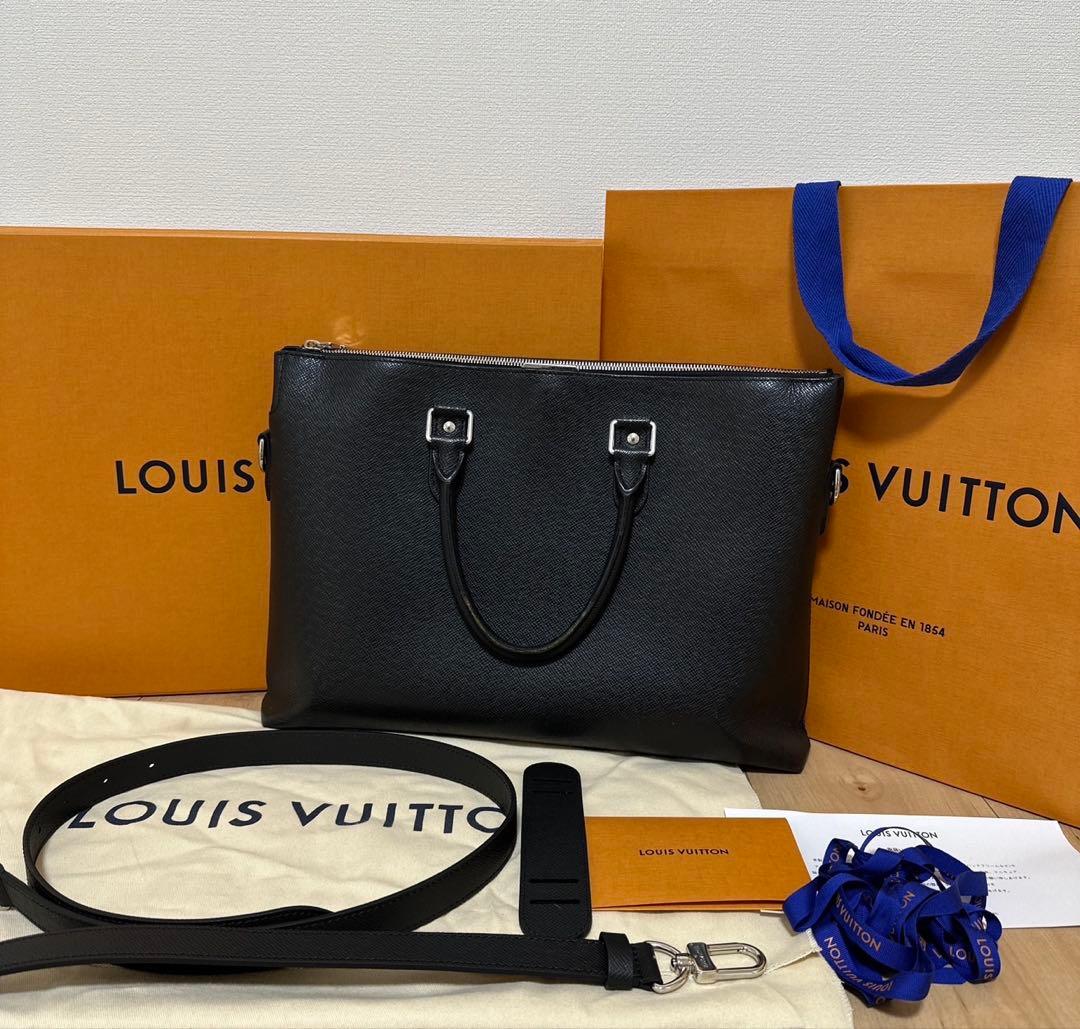 LOUIS VUITTON ルイヴィトン タイガ アントン ブリーフケース