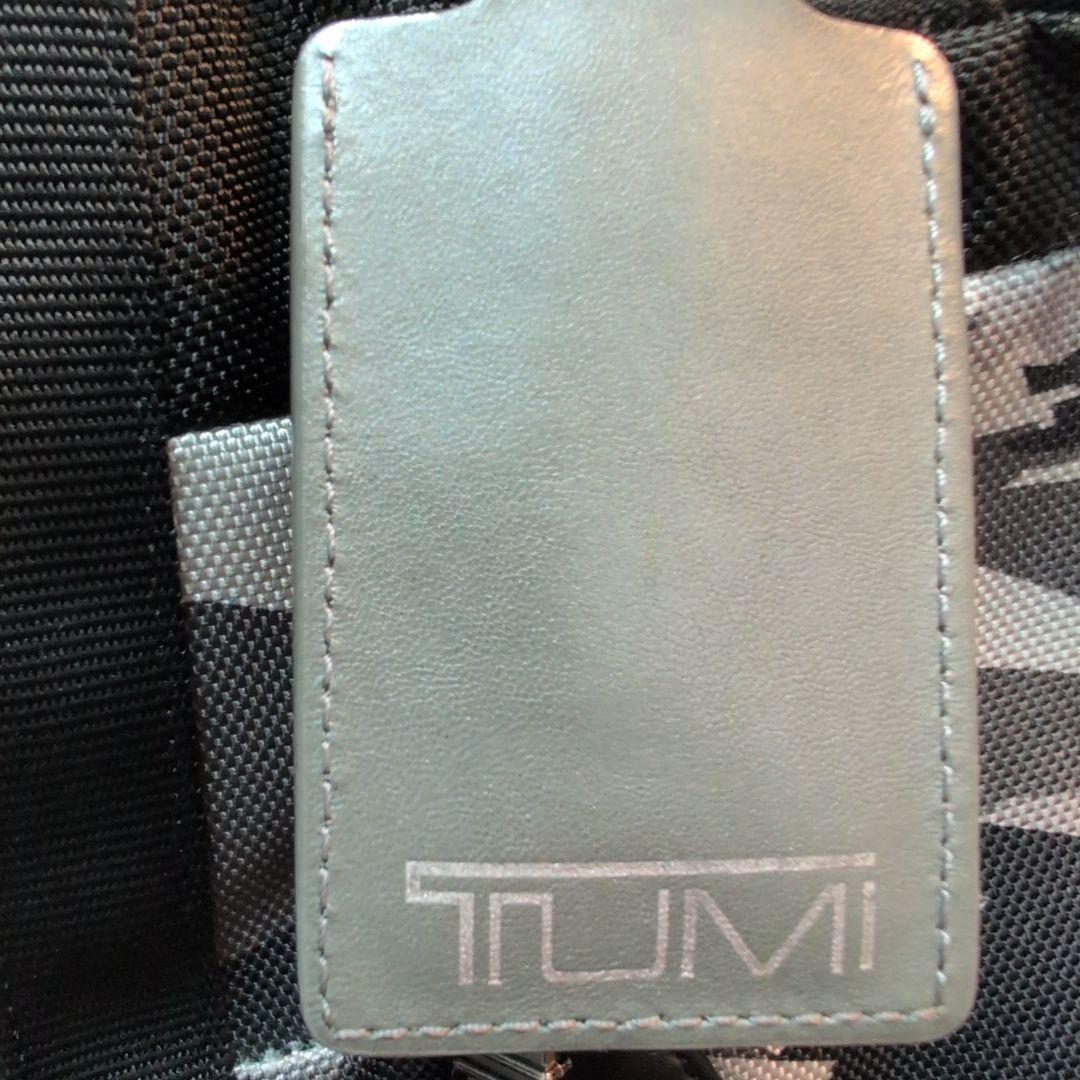 年末まで値下げします！【TUMI】トゥミ★ボディバッグ★カモフラ柄★レアもの