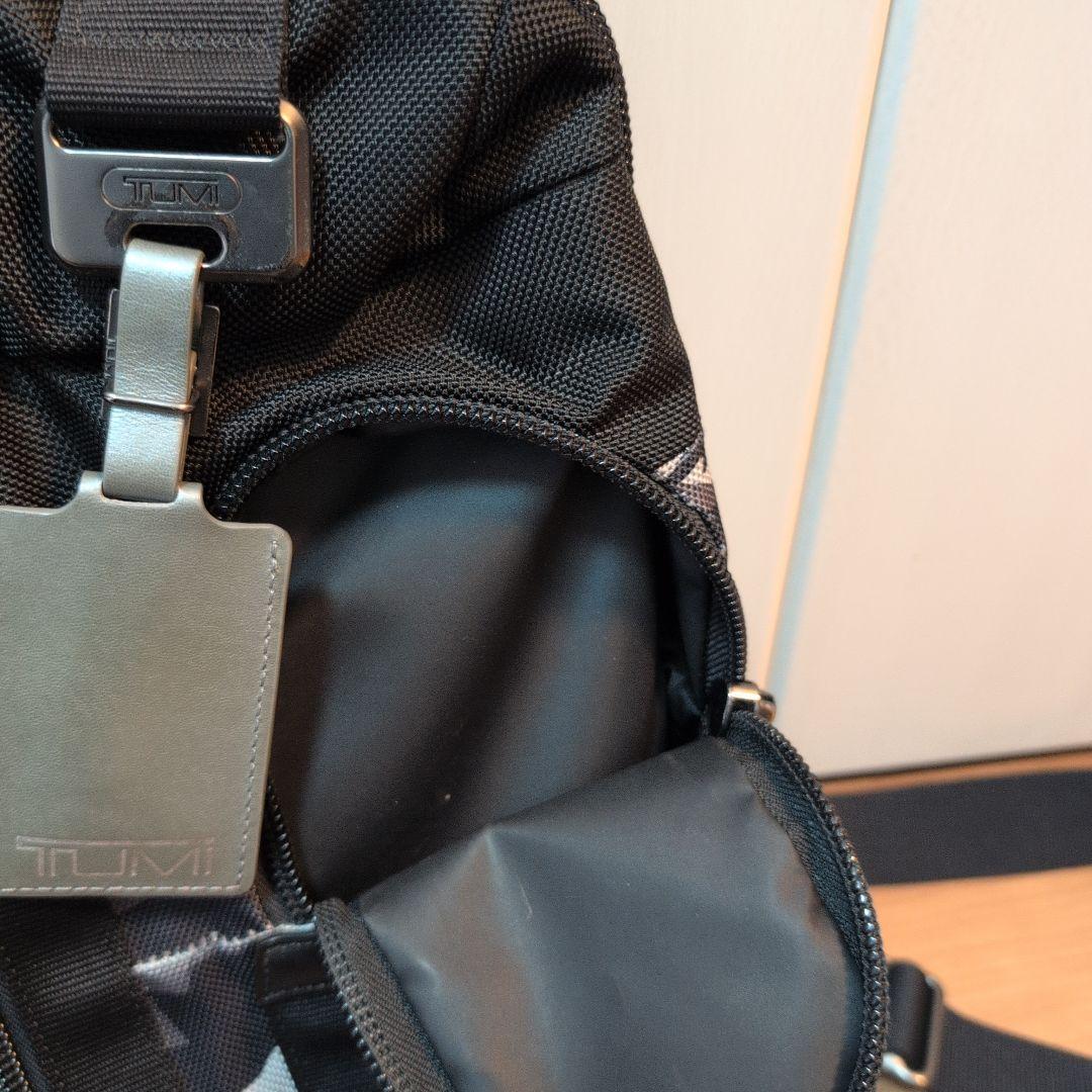 年末まで値下げします！【TUMI】トゥミ★ボディバッグ★カモフラ柄★レアもの
