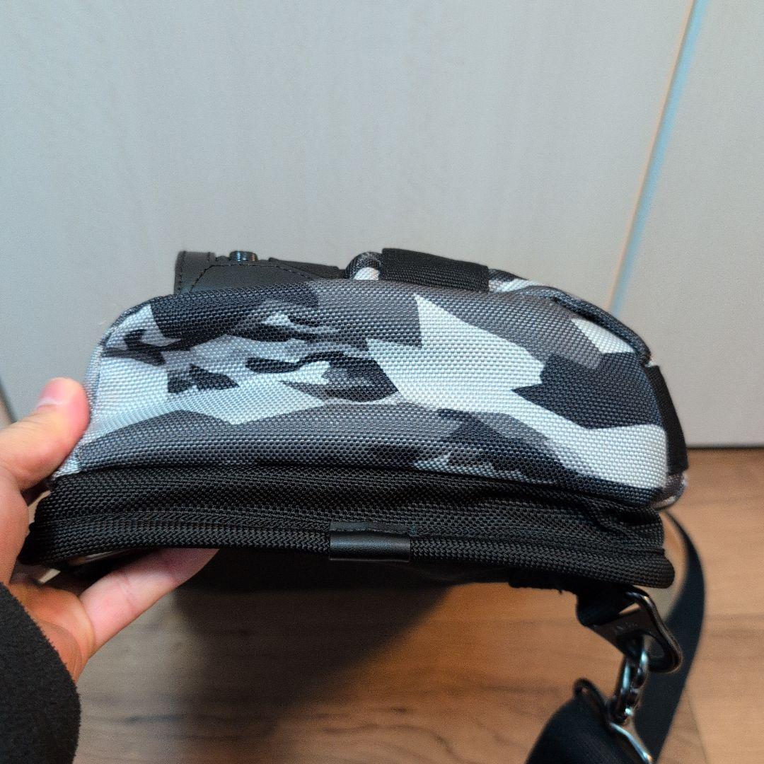 年末まで値下げします！【TUMI】トゥミ★ボディバッグ★カモフラ柄★レアもの