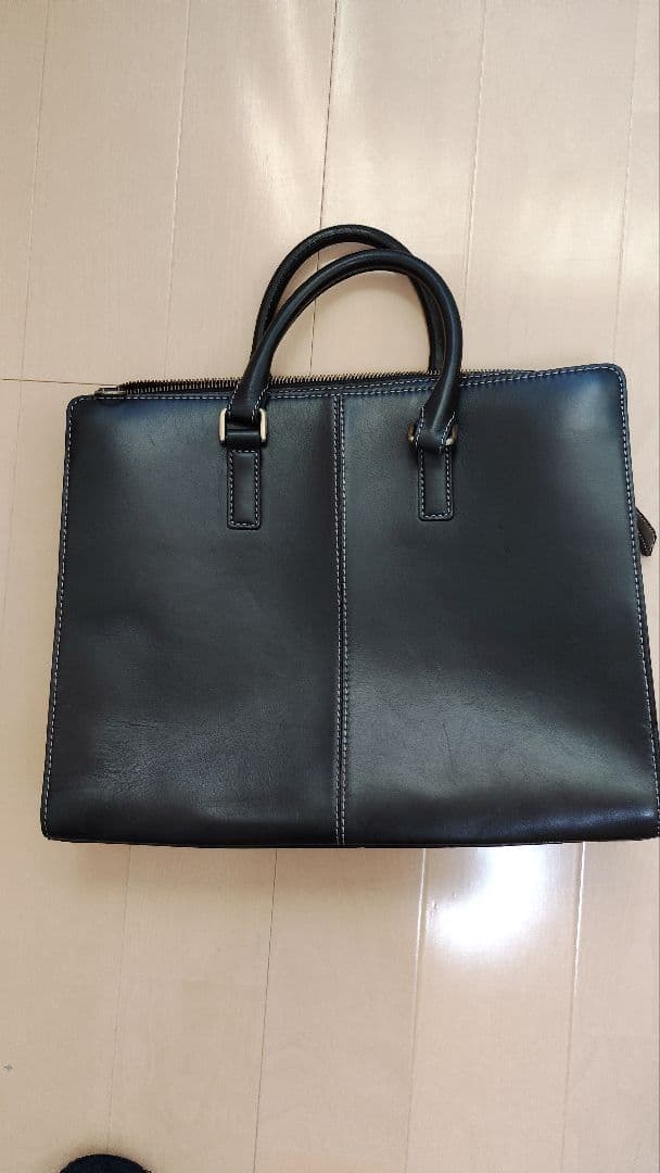 防水レザー　ブリーフケース