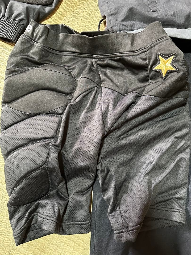 Volcom スノーボードウェアセット XS 小物付き