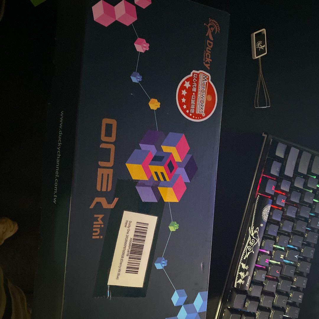 Ducky one 2 mini 青軸