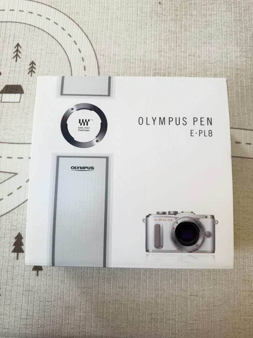 OLYMPUS PEN E-PL8 シルバー 本体