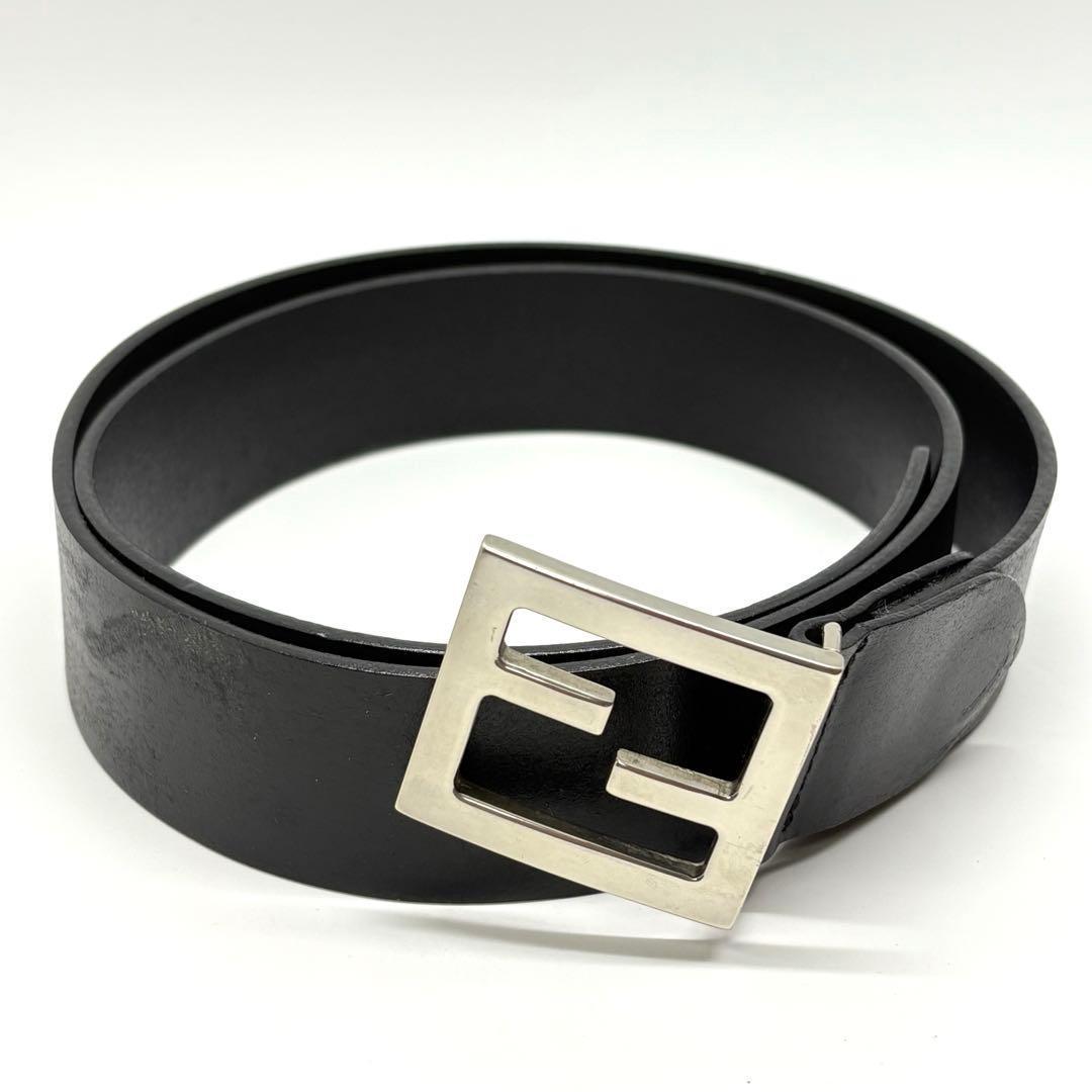 フェンディ　FENDI ベルト　レザー　FFロゴ　シルバー