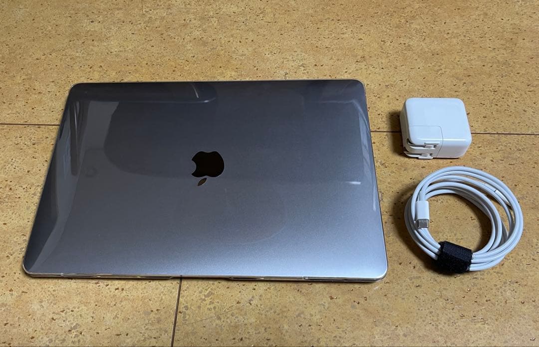 [美品] MacbookAir M1 2020（メモリ8GB.SSD256GB）