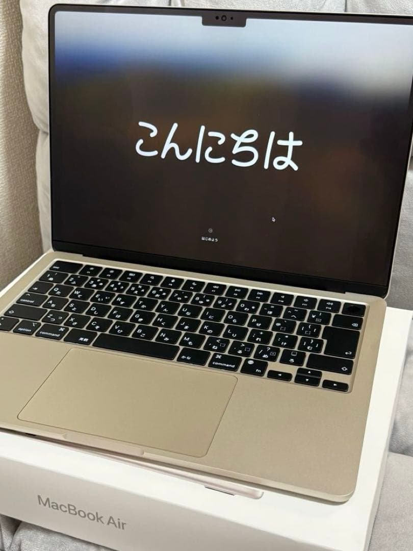 【超美品】 MacBook Air スターライト M3