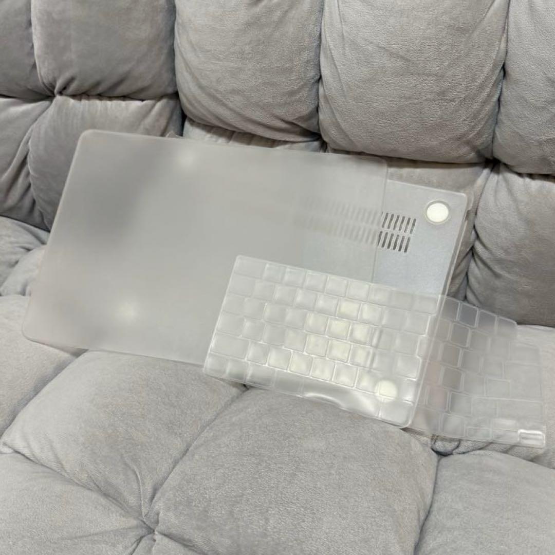 【超美品】 MacBook Air スターライト M3