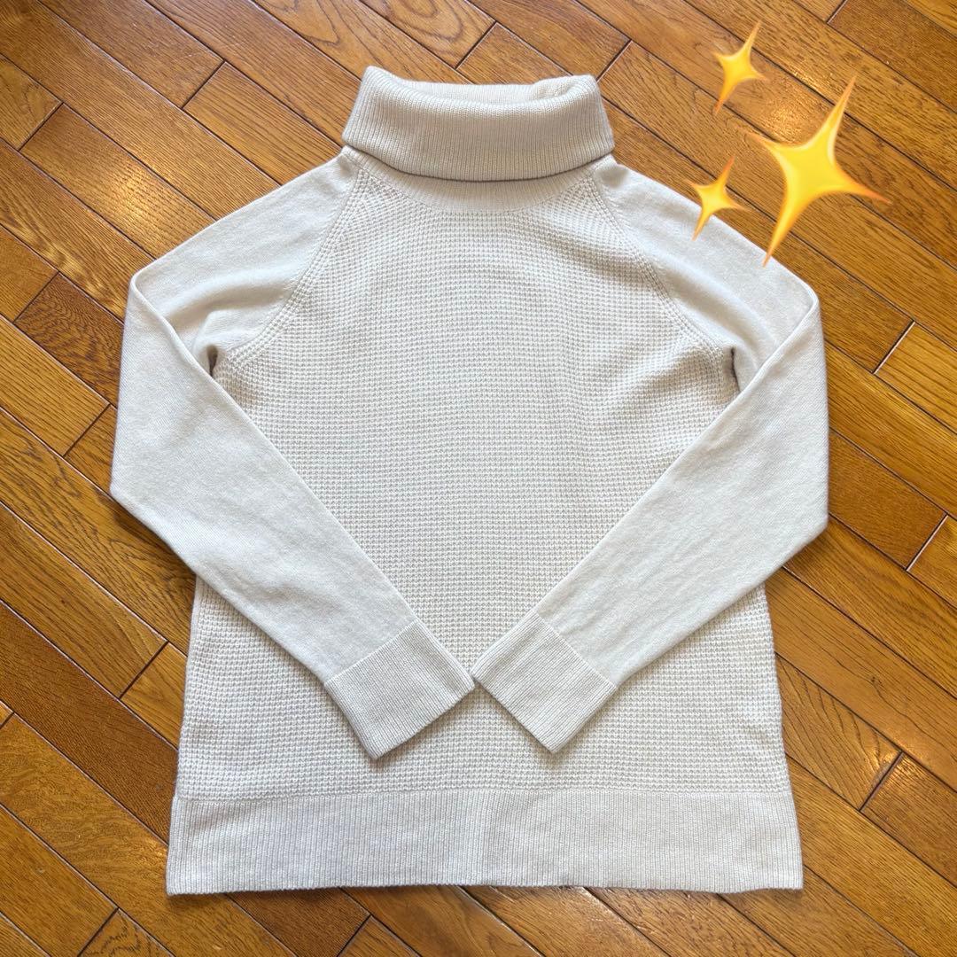 破格です⬇️超美品✨カシミヤ100⭐️ニット、定価約6万、都内セレクトショップ購入
