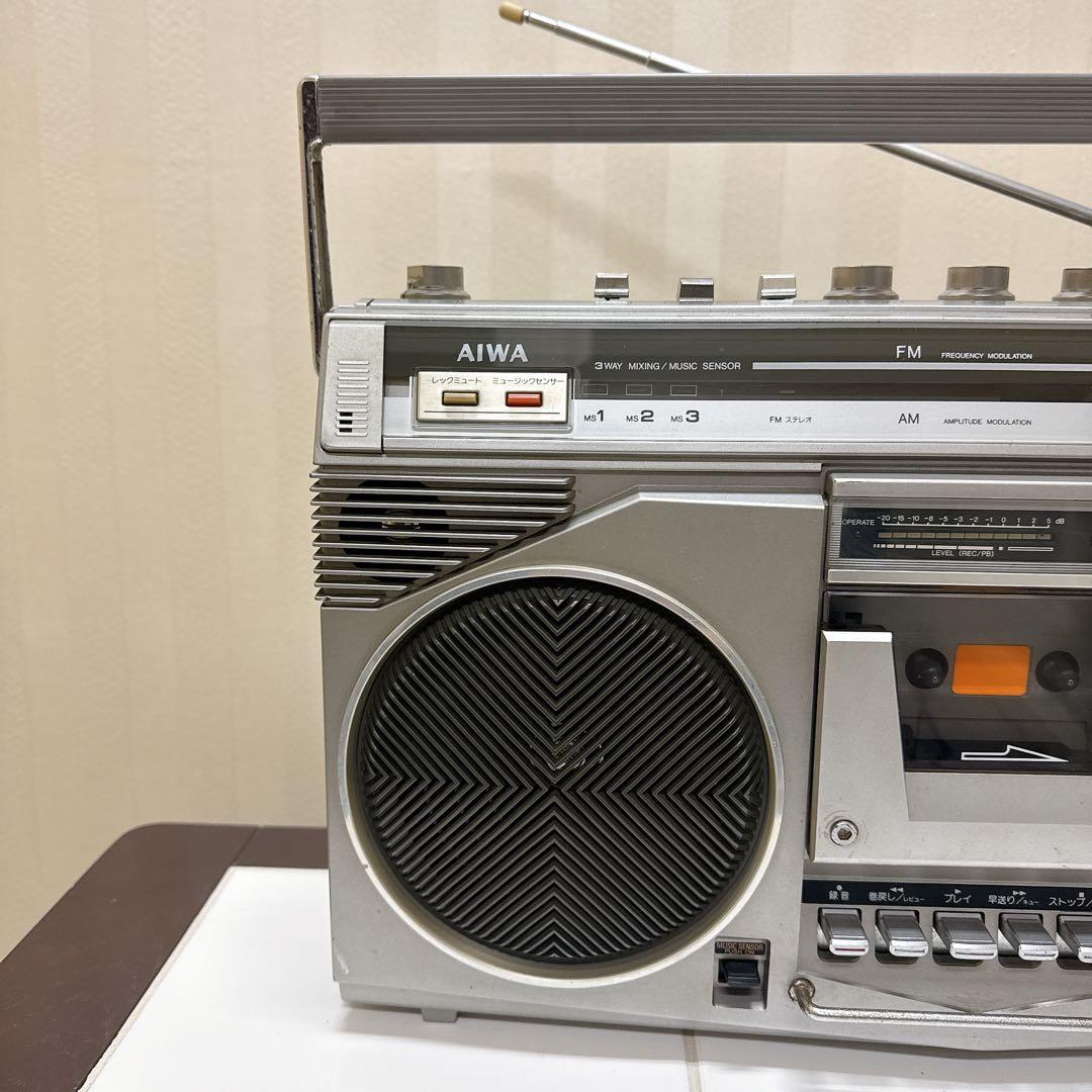 AIWA CS-50 日本製 ラジカセ シルバー FM/AM受信OK 昭和レトロ