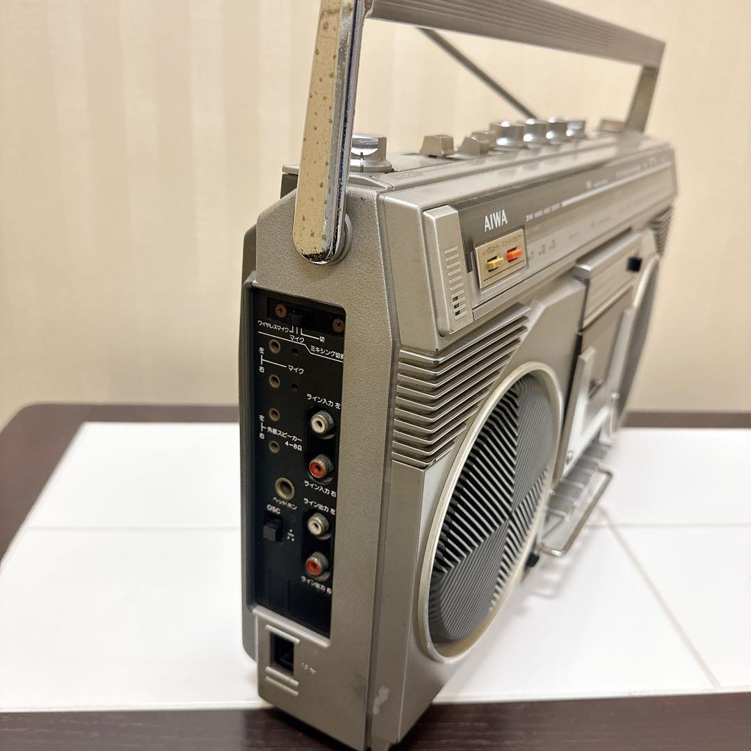 AIWA CS-50 日本製 ラジカセ シルバー FM/AM受信OK 昭和レトロ