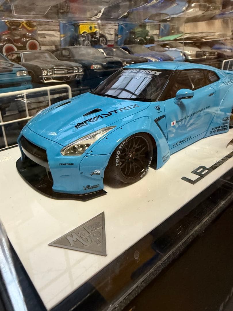 LBWK Nissan GT-R ライトブルー 1/18 MAKE UP