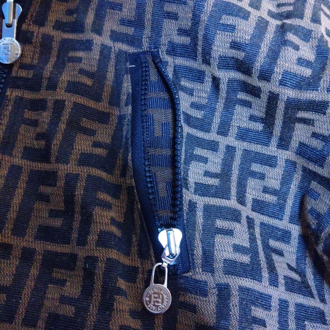 フェンディ アウター シャンパー 裏地は黒 リバーシブル ズッカ柄　茶✕黒