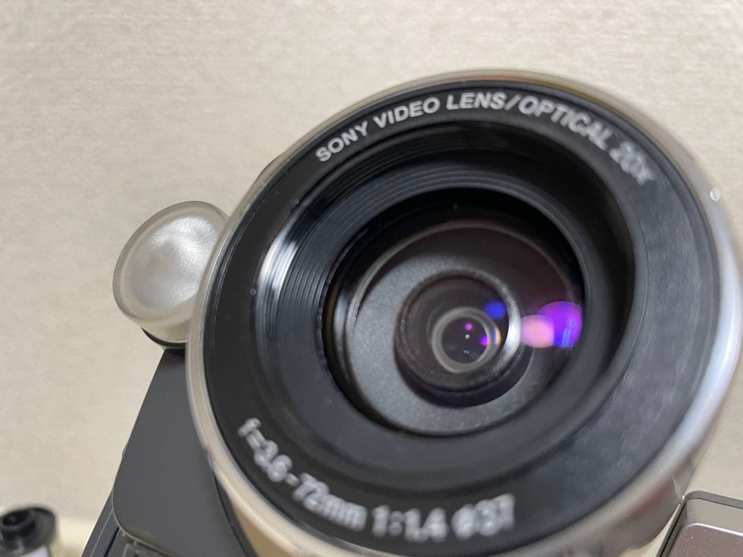 一部修理品　SONY CCD-TRV96