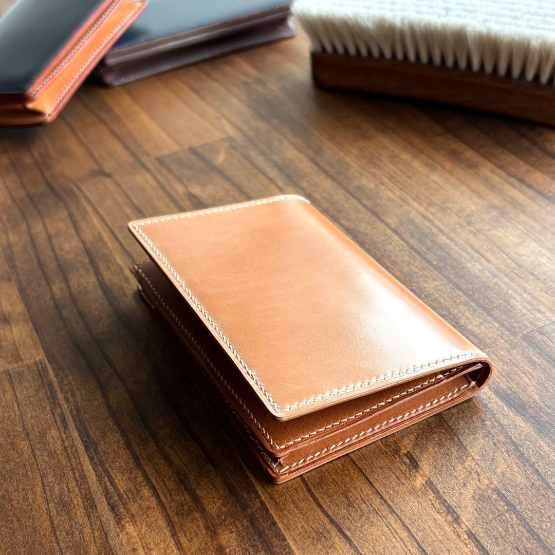 大容量名刺入れ　コードバン　ナチュラル　レーデルオガワ