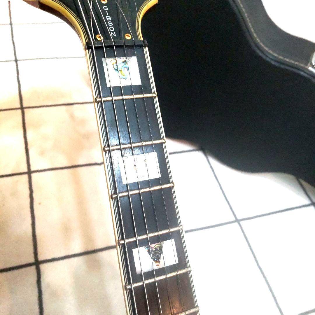 OmbrageページEpiphone Sheraton II Gibson