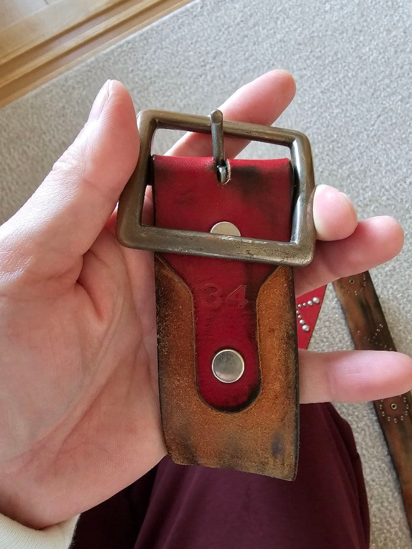 HTC スタッズベルト 赤 34 HOLLYWOOD TRADING CO