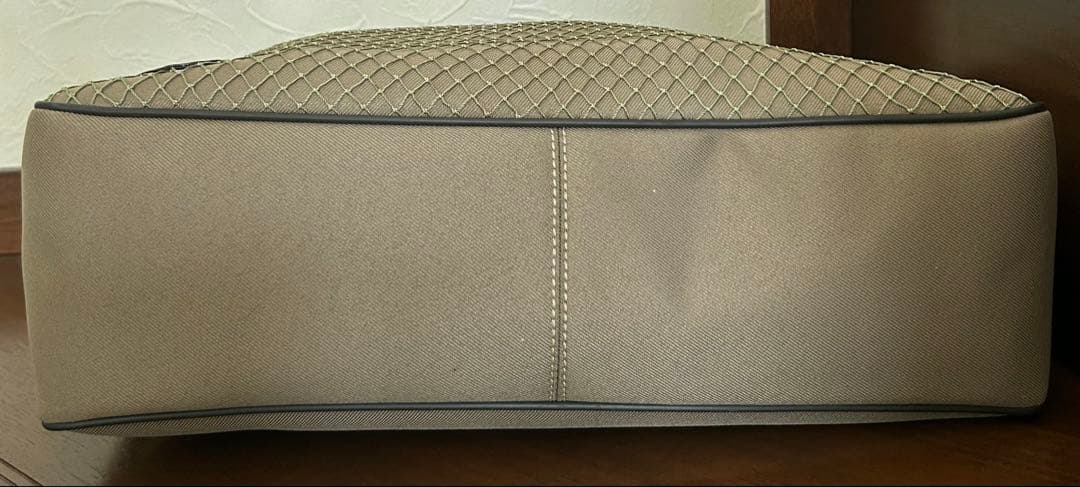 【新品】HUNTING WORLD トートバッグ タグ・保証カード付 カーキ