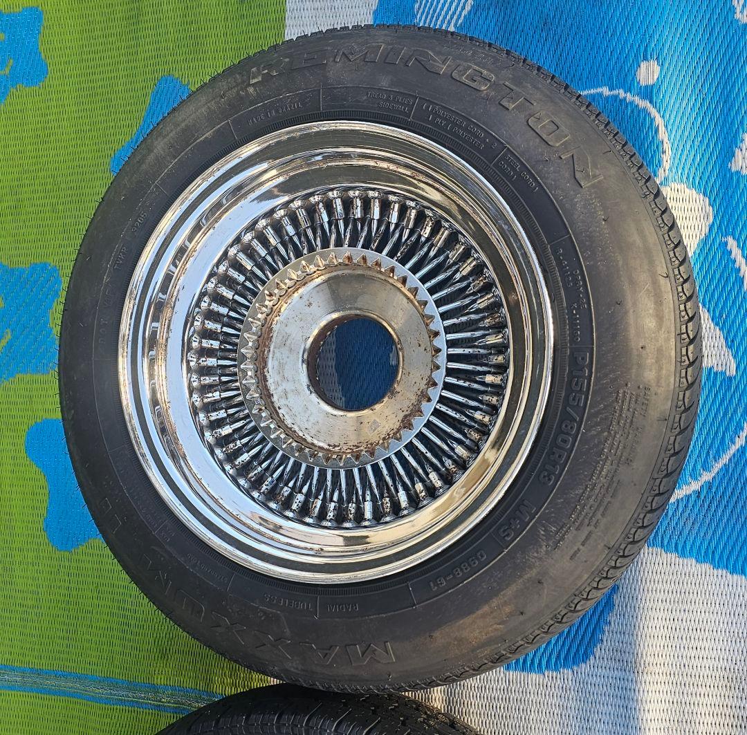 ワイヤホイール13インチタイヤ付き2本セツトキャデラック ローライダー インパラ