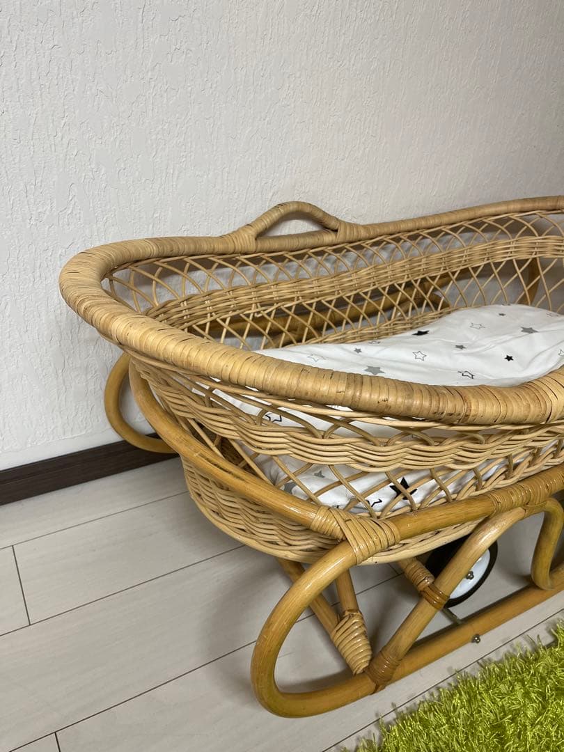 専用‼︎かわに〜ふ様　籐　ベビーベッド　ベビー家具　アンティーク