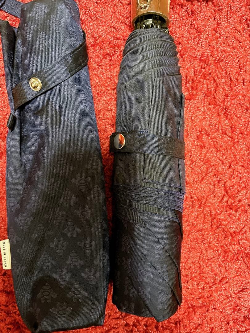 新品未使用　西陣織　ネクタイブランドgiraffe メンズ折りたたみ傘　レア