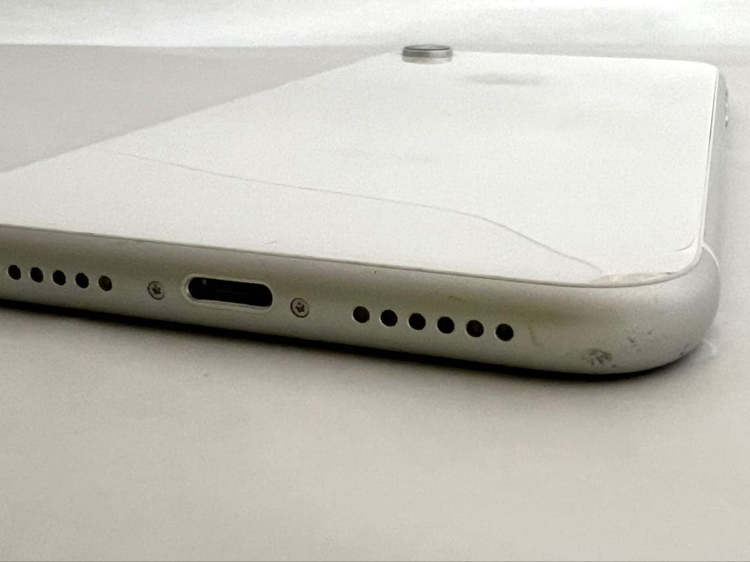 iPhone XR 64GB SIMフリー バッテリー87％ 初期化済み