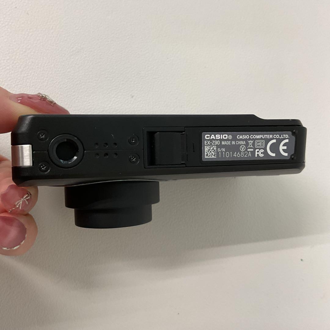 D1833 CASIO EXILIM EX-Z90 デジタルカメラ