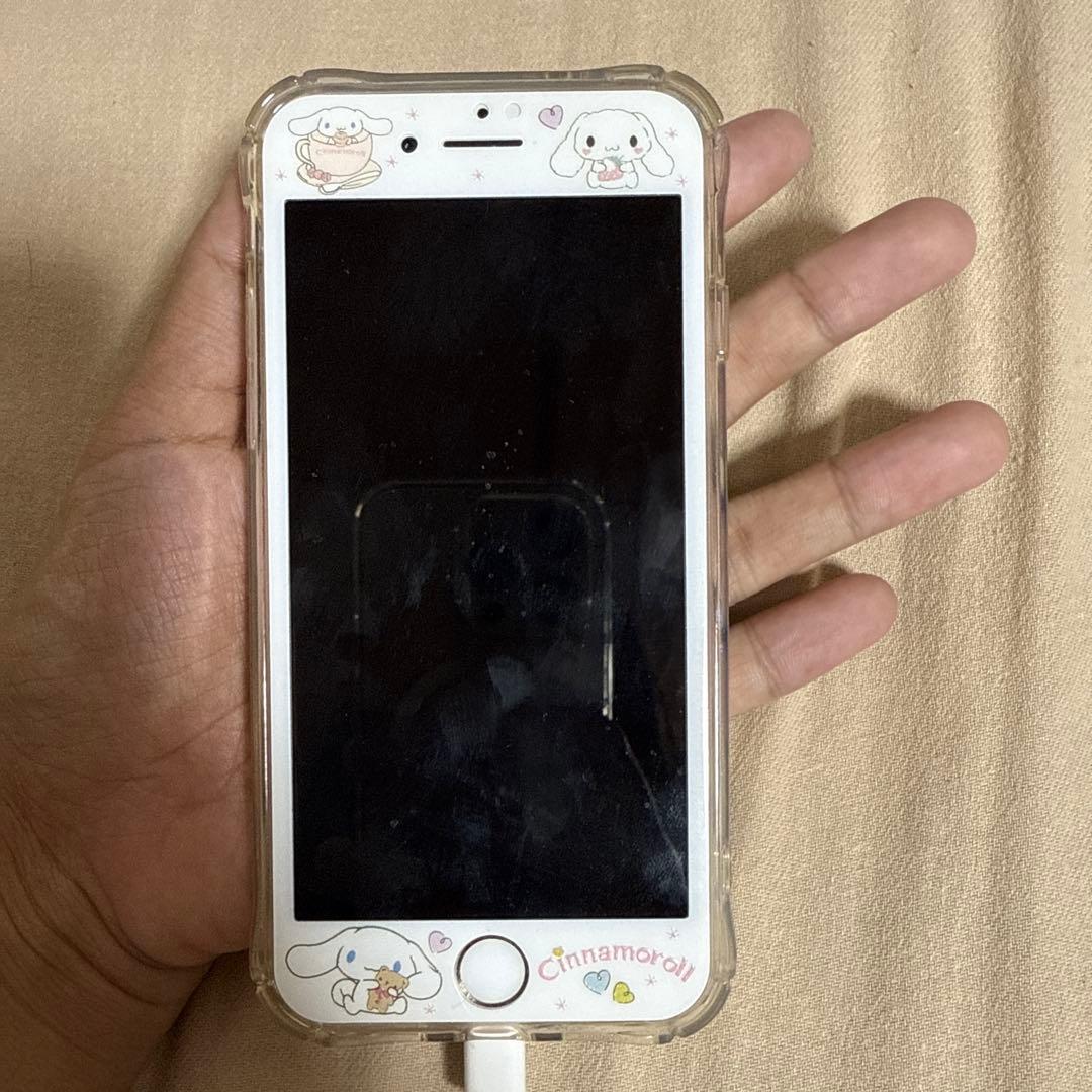 iPhone 8 64GB ゴールド　simフリー