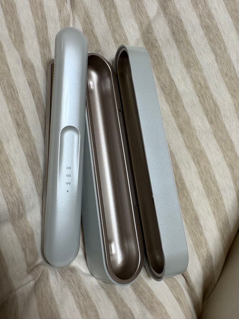 KINUJO ワイヤレスヘアアイロン