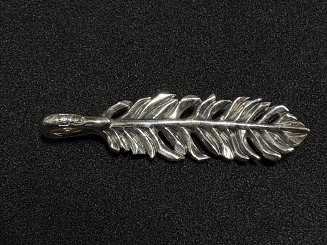 GARNI Rag Feather - L ラグ フェザー