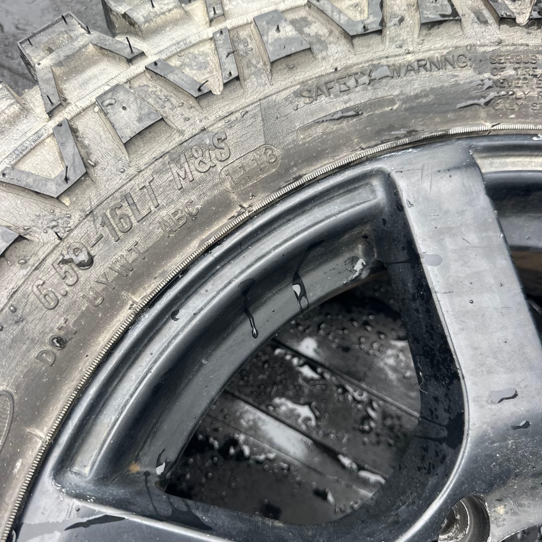 引き取り限定ジムニー用16インチ ブラック 5スポークホイールセット