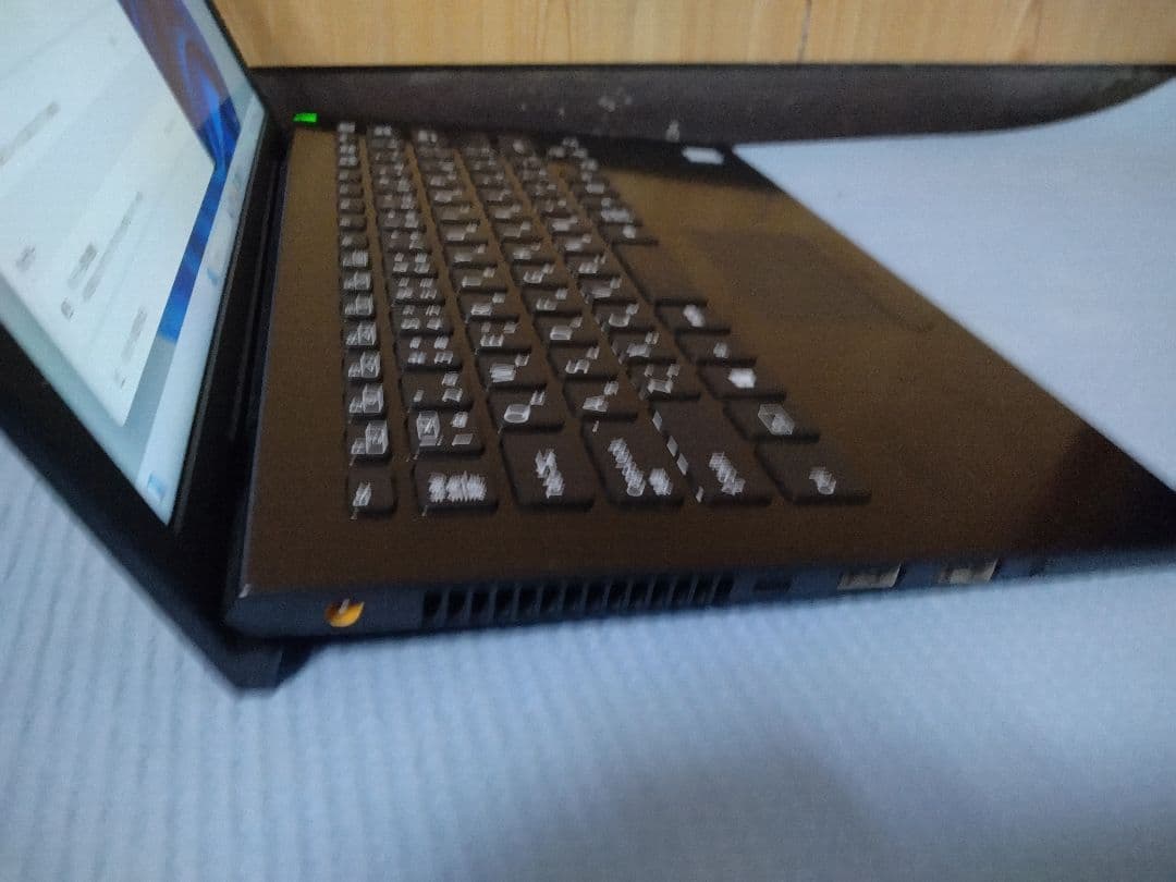 軽量薄型☆ VAIO VJPG11C12N i5-8250　8GB SSD256