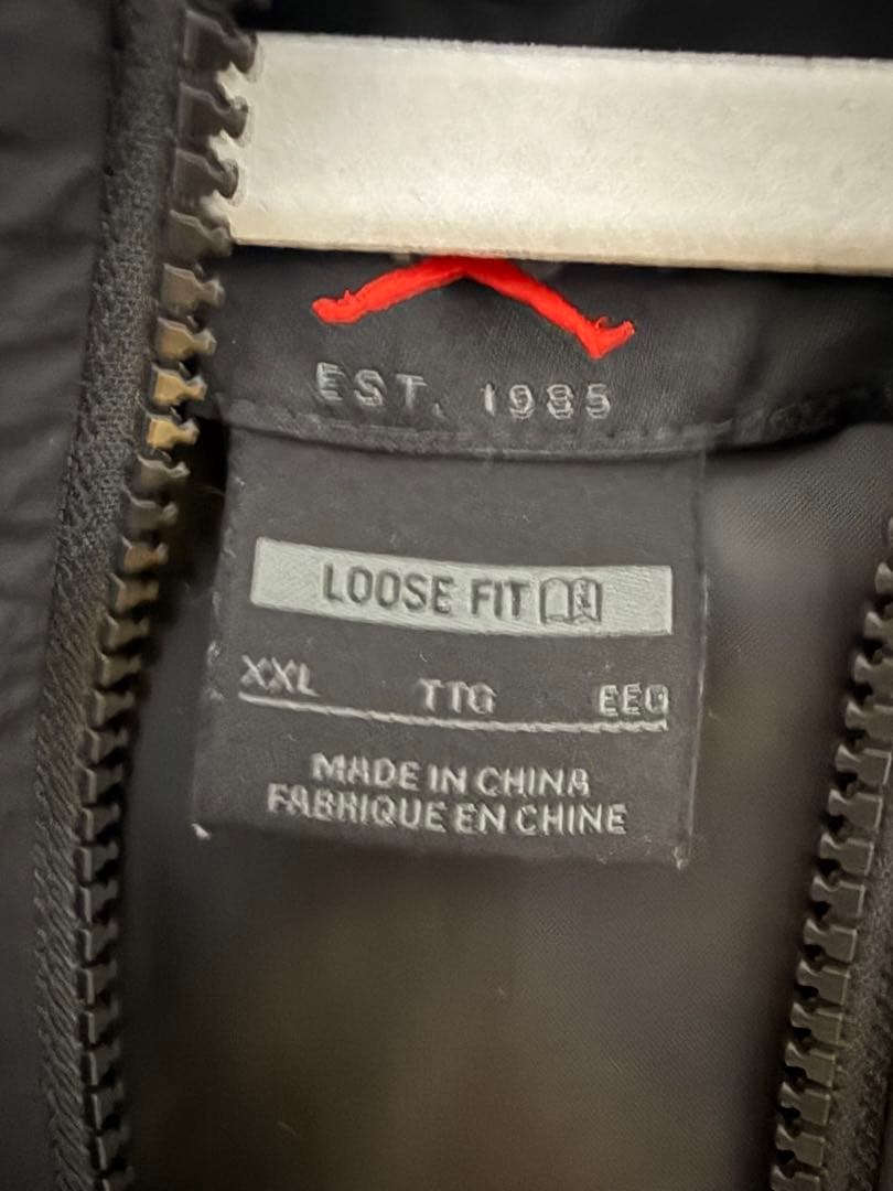 ジョーダンPARIS SAINT-GERMAIN ナイロンジャケット