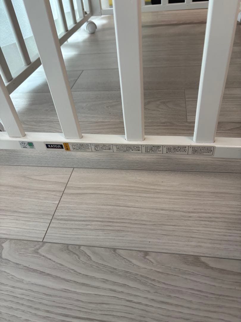 【送料込】ミニベビーベッド　カトージ　ホワイト　60×90