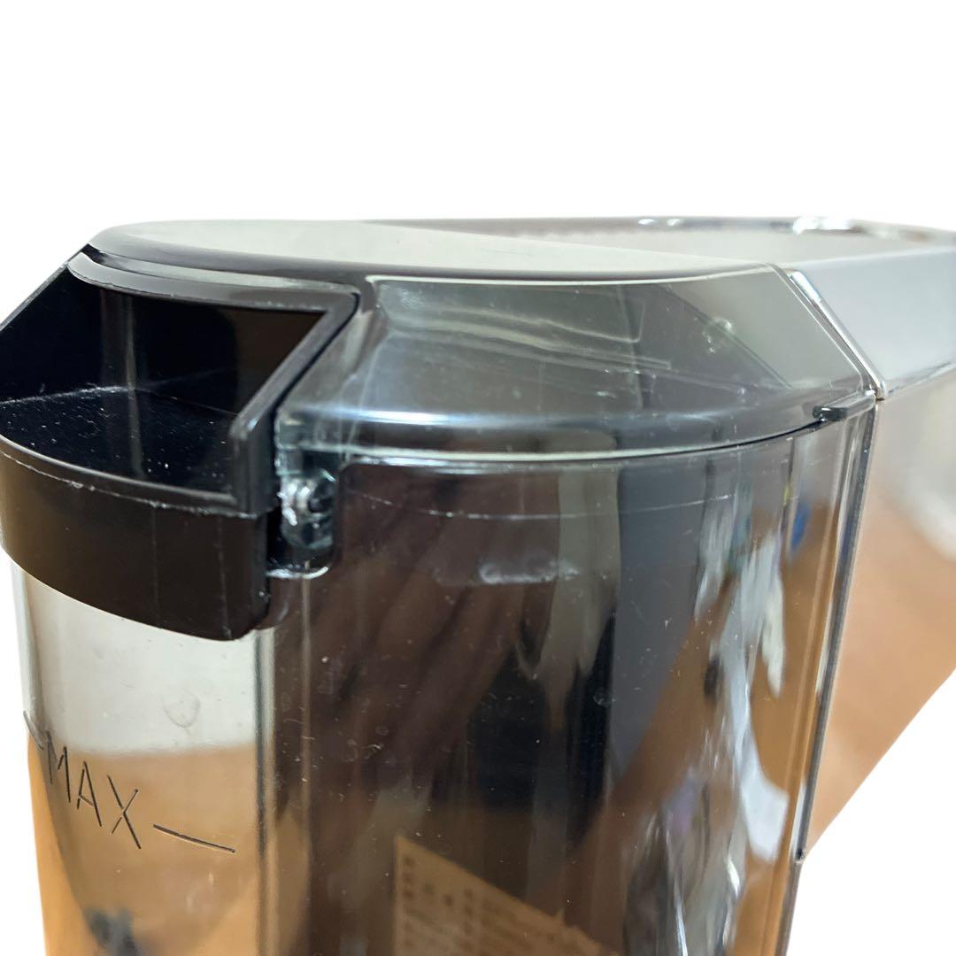 デロンギ DeLonghi デディカEC680Mエスプレッソ・カプチーノメーカー