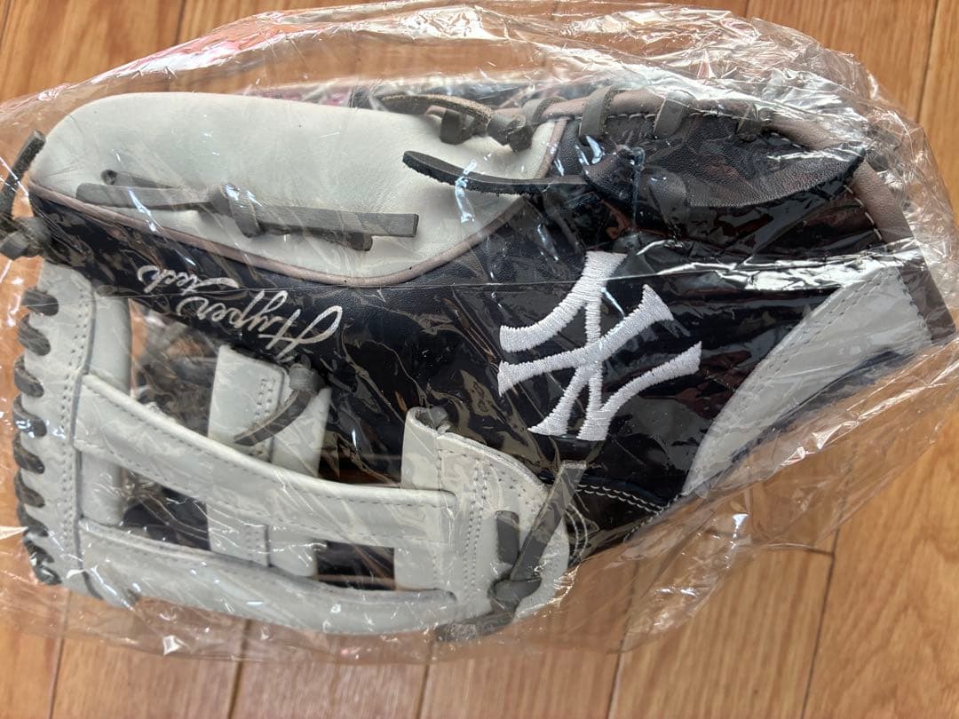 Rawlings 一般軟式 外野手用　右投 ヤンキースブラック/ホワイト