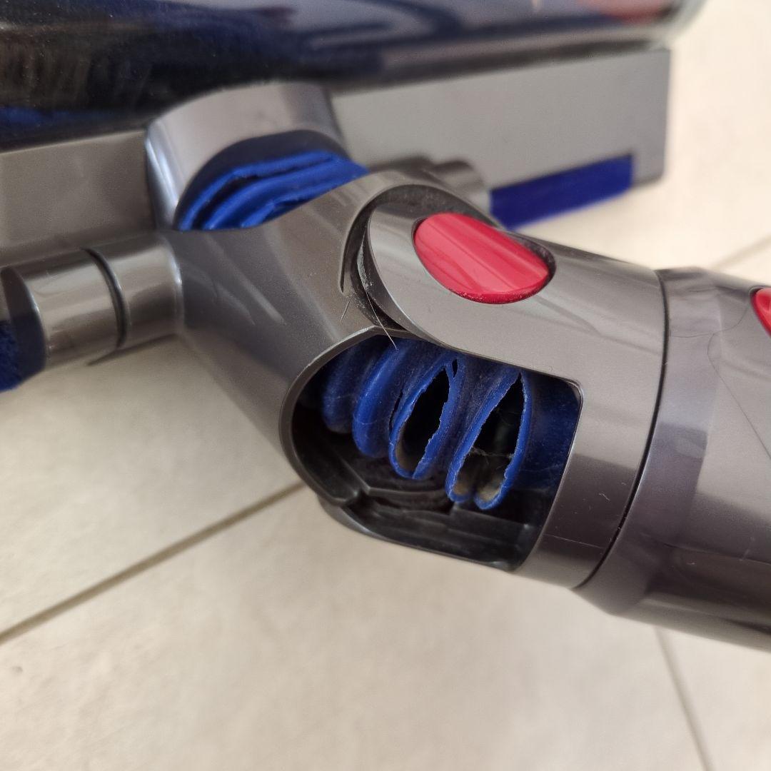 匿名発送☆ダイソン　スティッククリーナー　V8スリム　クリーナースタンド