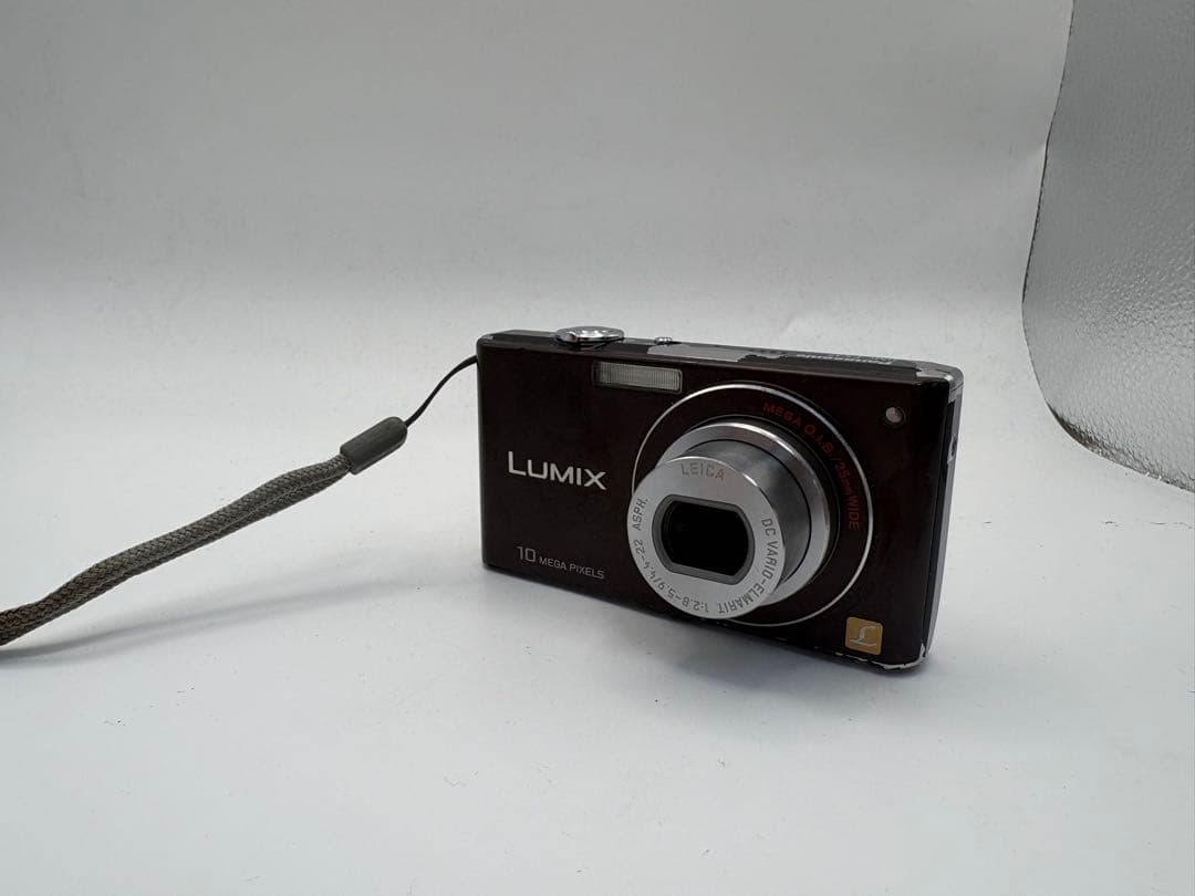 デジタルカメラ Panasonic LUMIX DMC-FX37