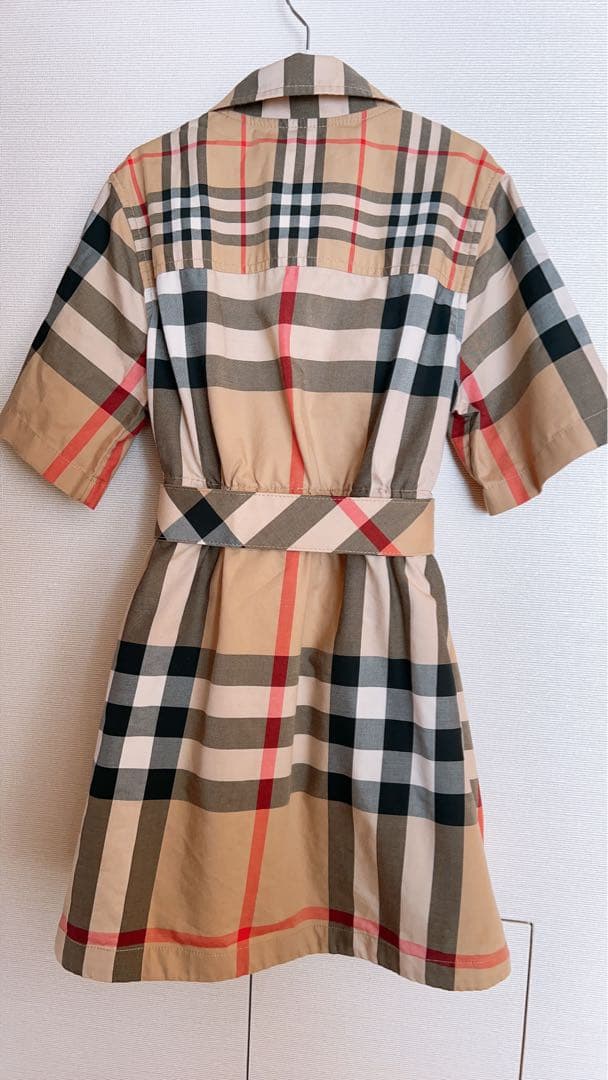 BURBERRY チェック柄 半袖ワンピース　バーバリー 6y