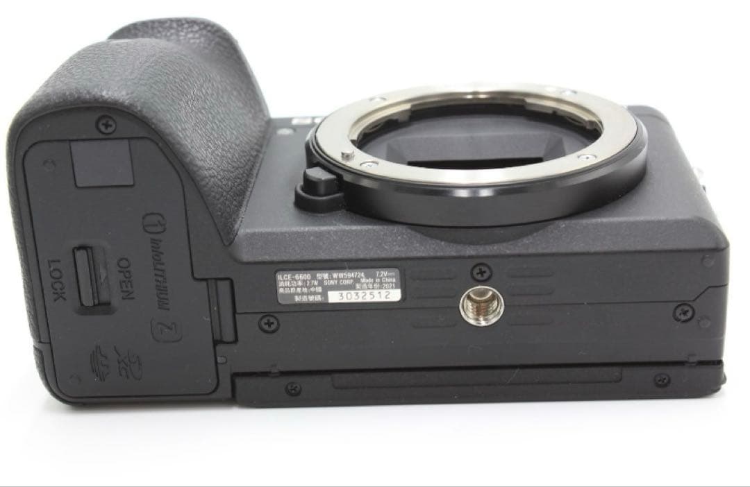 ⭐︎ショット数\"1782回\"⭐︎ SONYα6600 ボディ