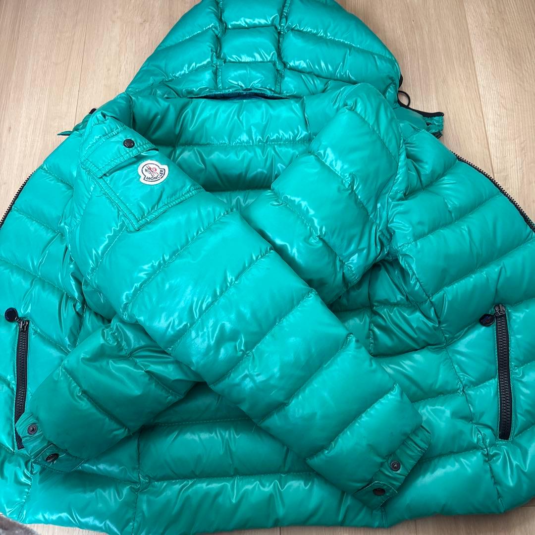 (ODJ CHIEN 66様)お得！MONCLER グリーンダウン　サイズ0