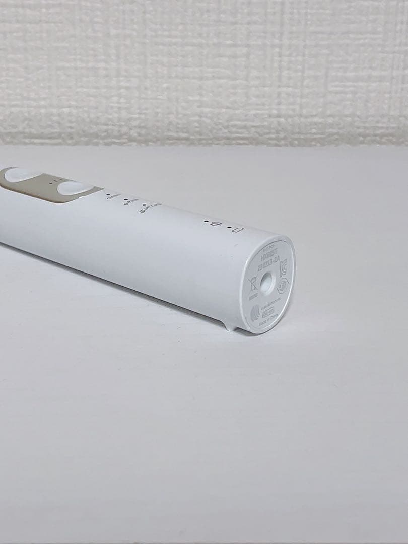 フィリップス「ソニッケアー プロテクトクリーン 充電式電動歯ブラシ」HX6877