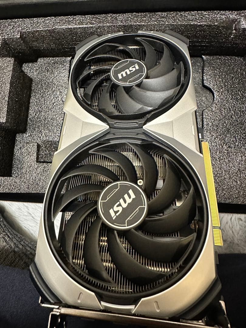 グラフィックボード・グラボ・ビデオカード MSI GeForceRTX 4070 VENTUS 2X OC EDITION