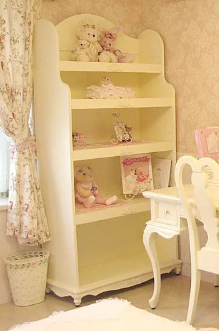 ロココ調⭐︎アンティーク調⭐︎本棚⭐︎ブックシェルフ