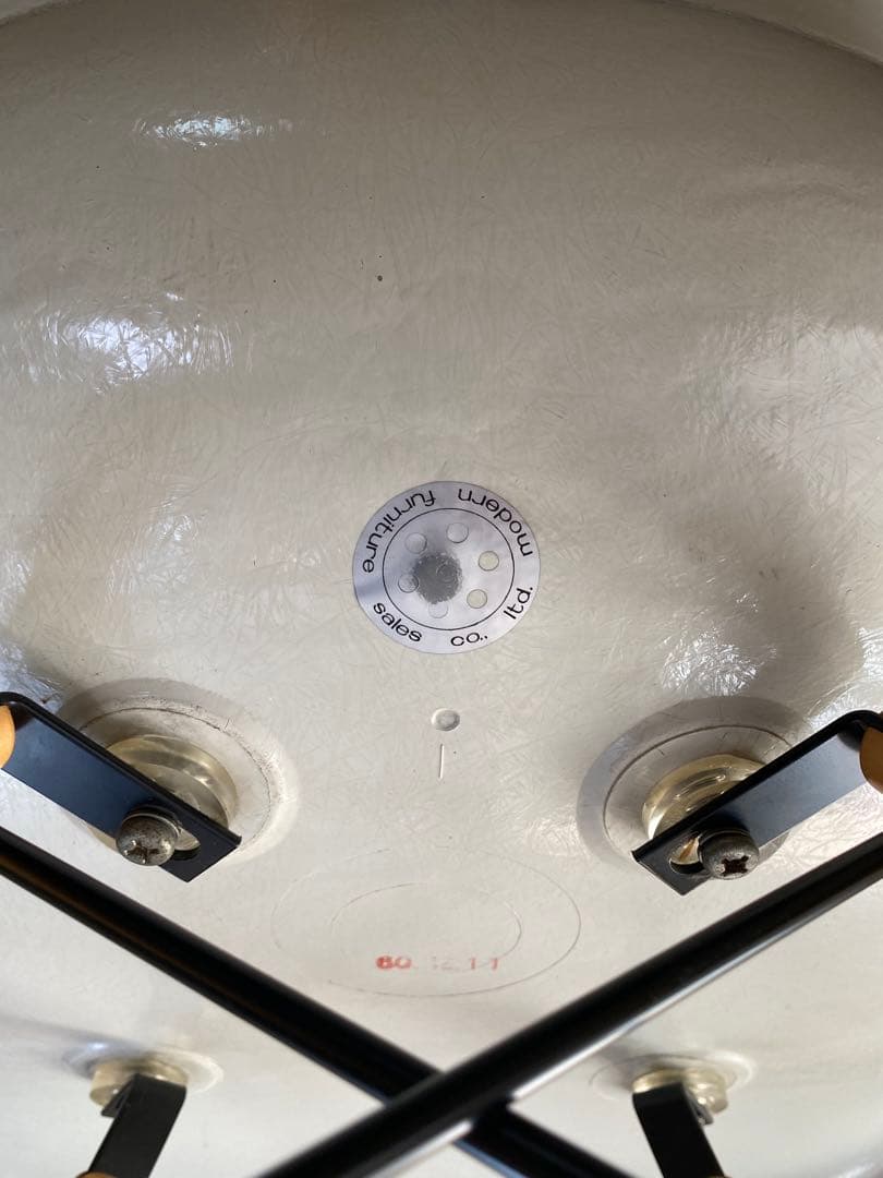 ハーマンミラー　アームシェルチェア