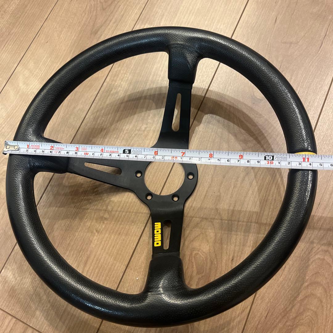 MOMO ステアリング MOD.08 ブラックレザー