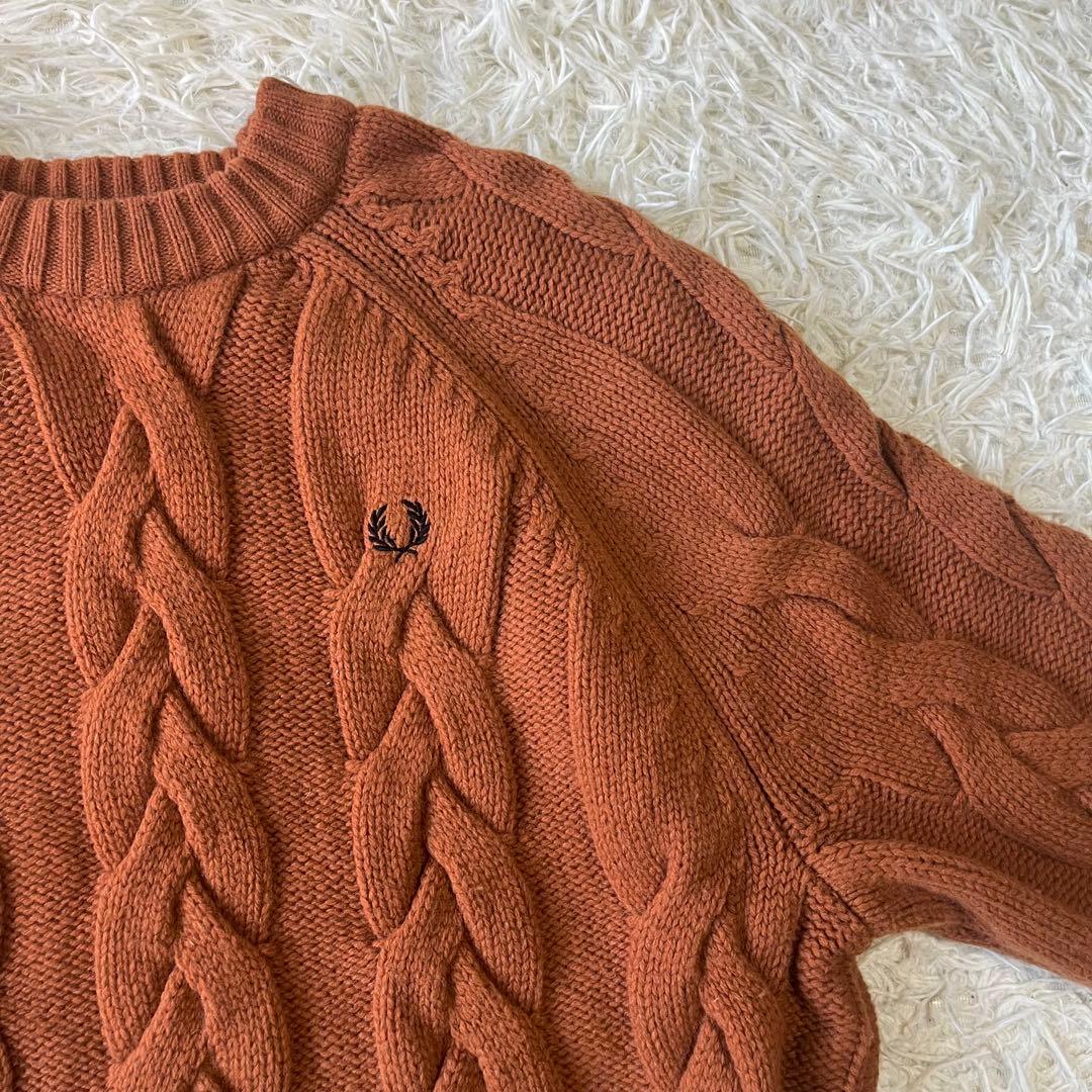 よよよ　FRED PERRY フレッドペリー　ケーブルニット
