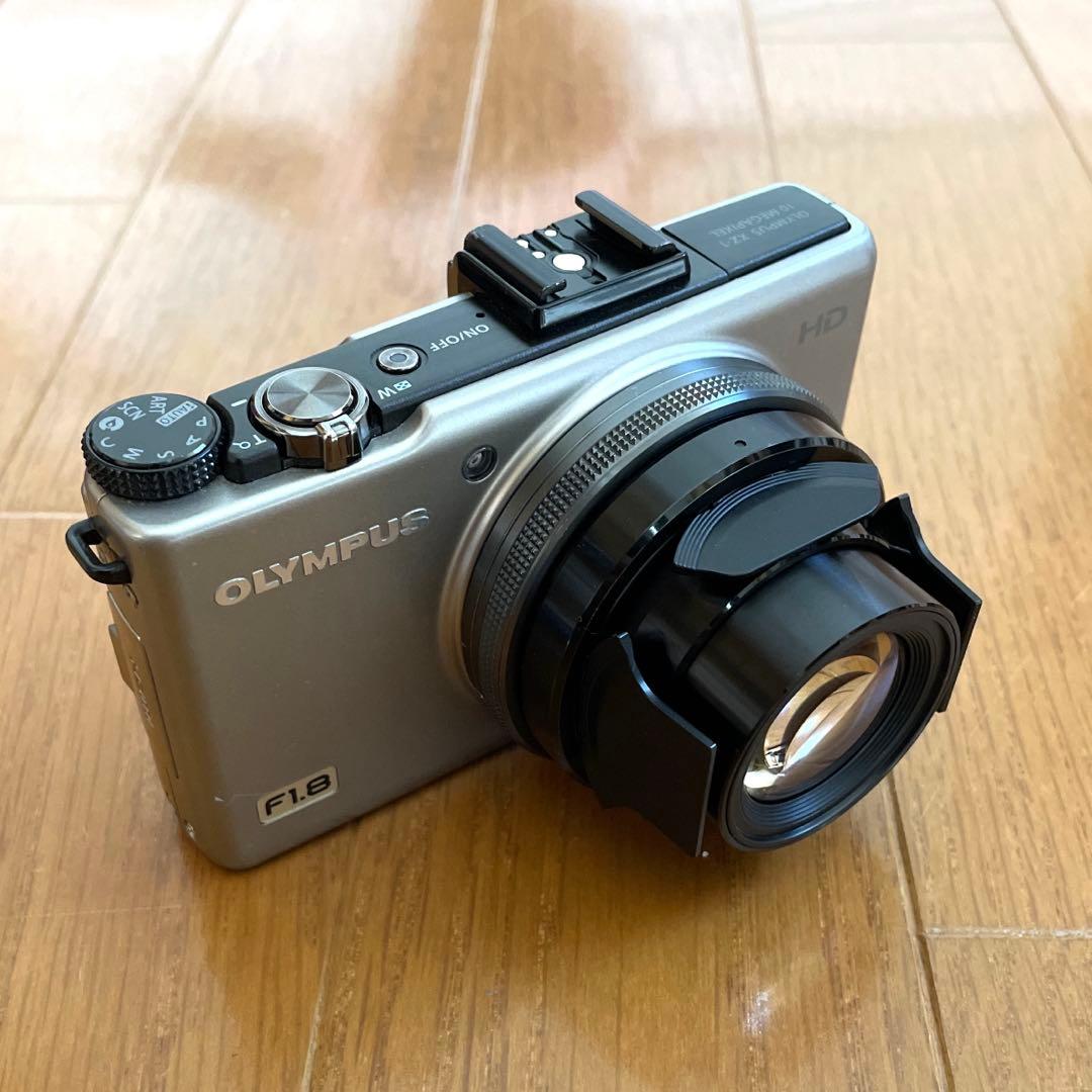 オリンパス　OLYMPUS XZ-1 コンパクトデジタルカメラ