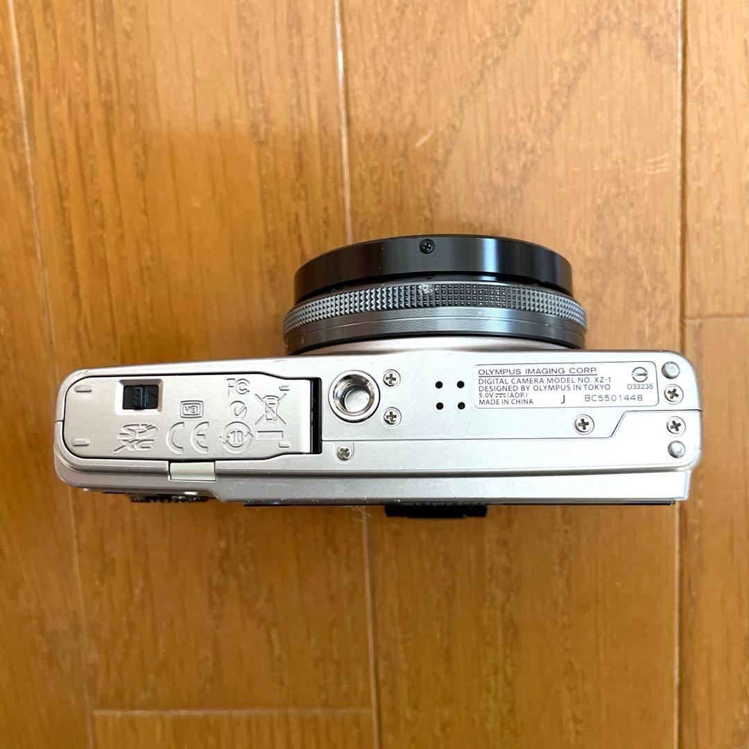 オリンパス　OLYMPUS XZ-1 コンパクトデジタルカメラ
