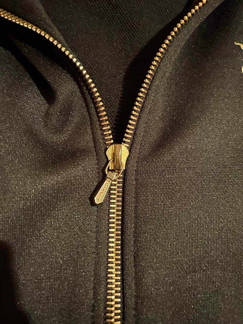 ドレストリップ　ブラック ジャージ